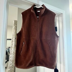 TNA Aritzia Fleece Vest